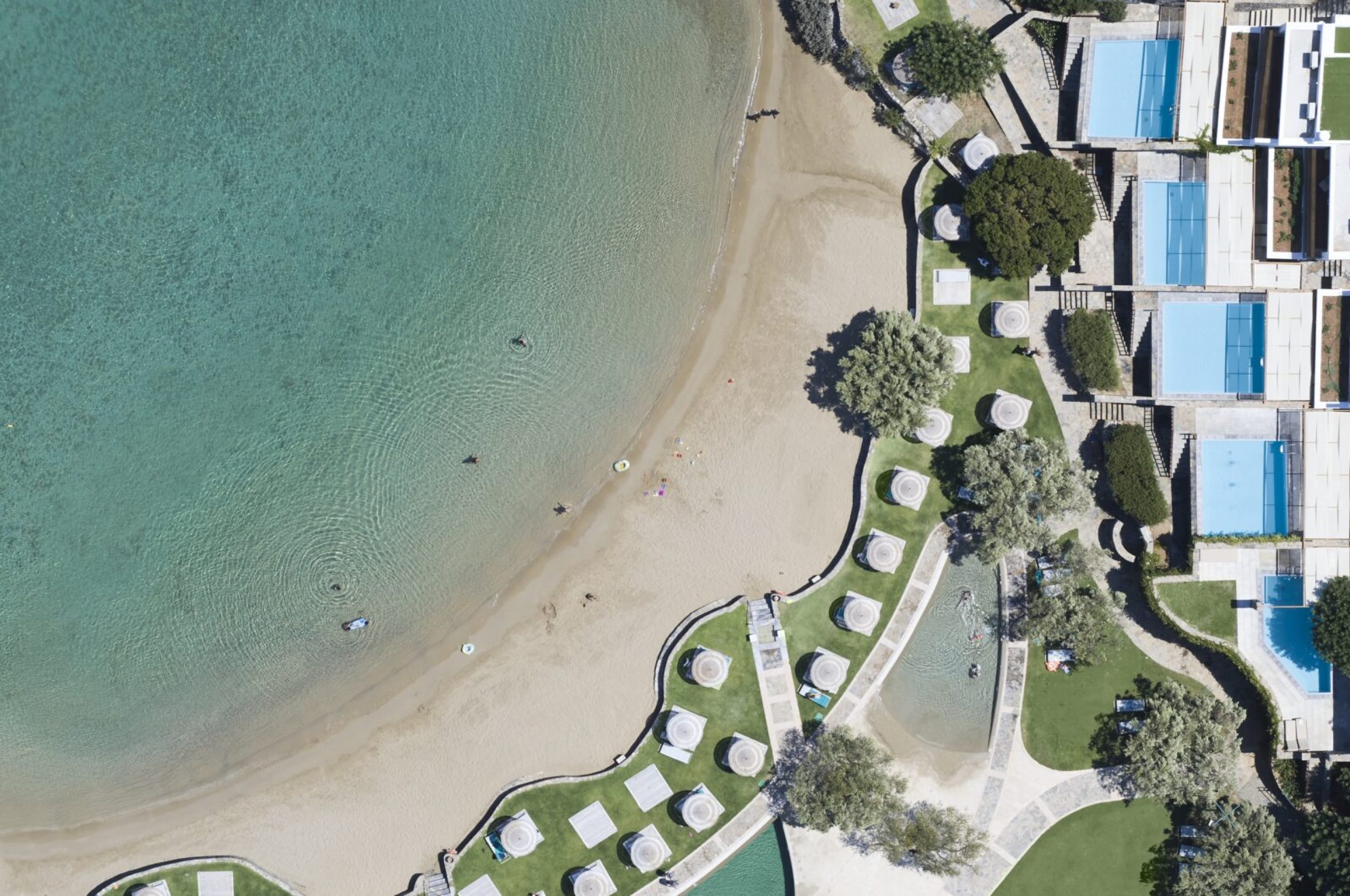 Beachfront Junior Suites private pool