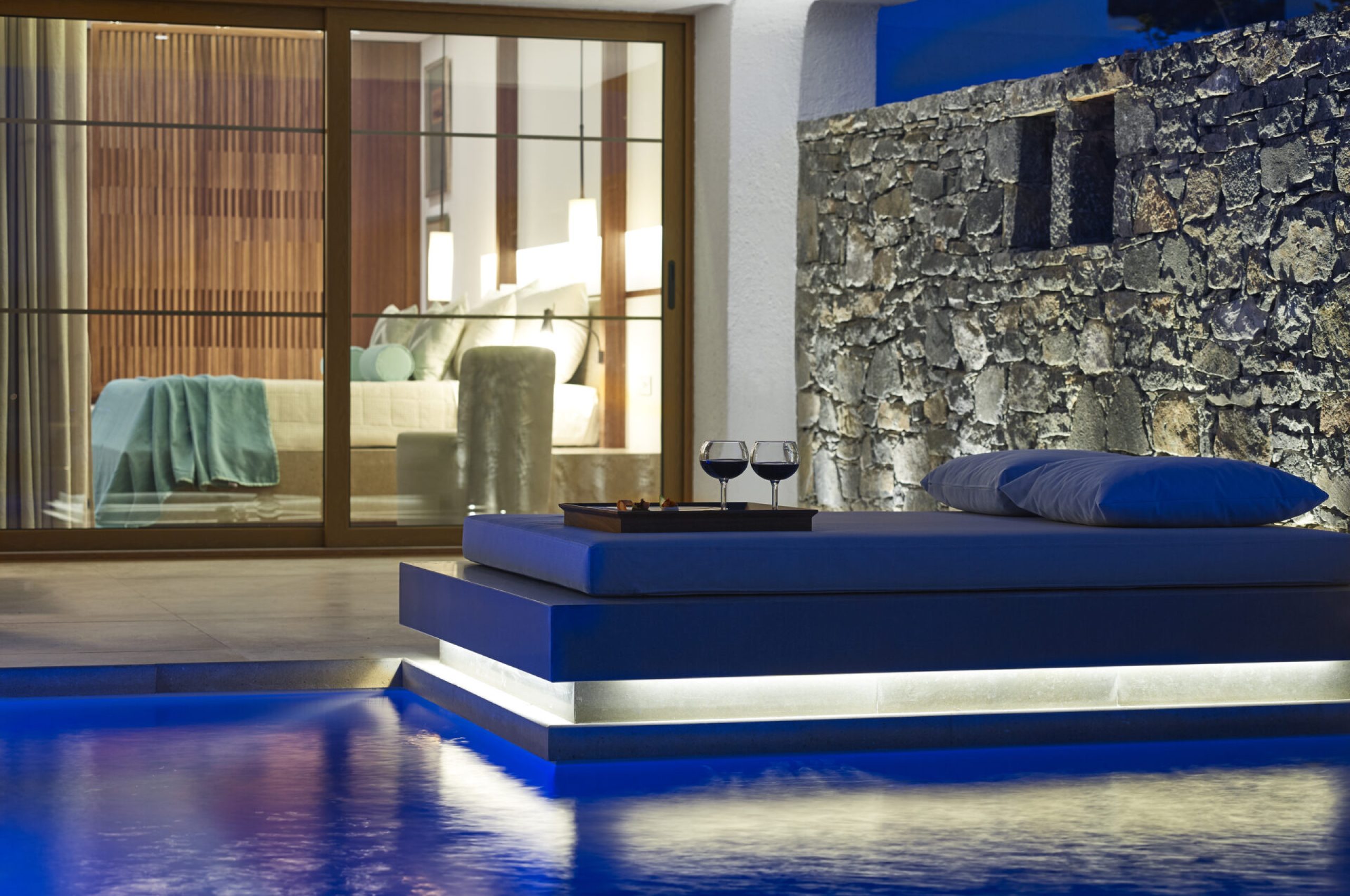 Presidential Villa pool & bedroom